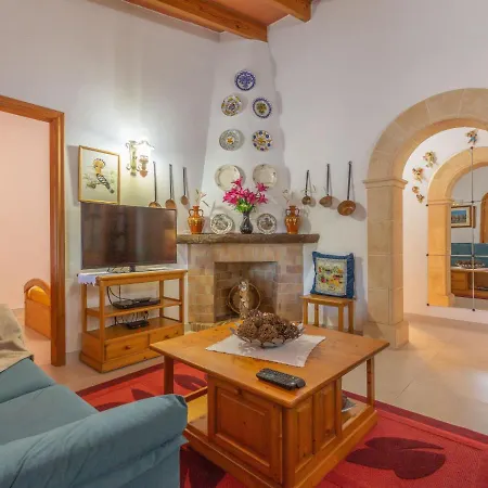 Holiday home Holiday Home Ca Na Guerrera By Interhome *